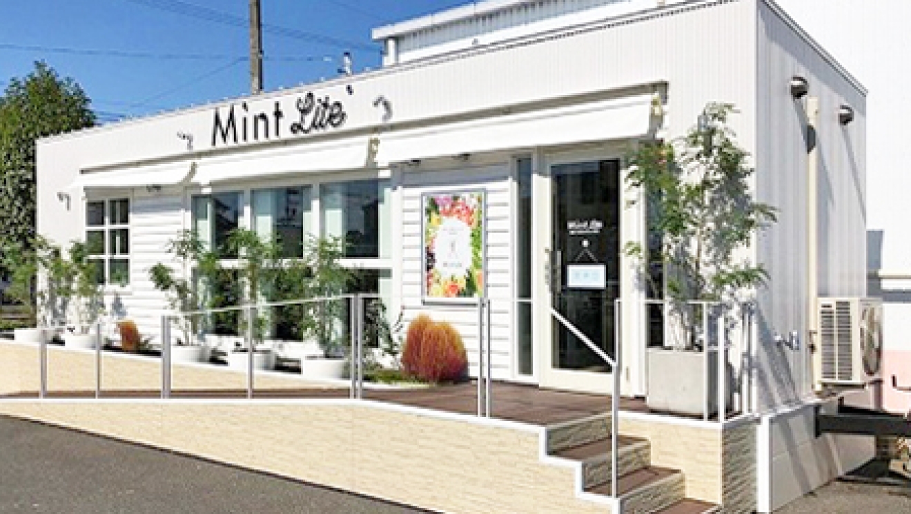 ルクラのトレーラーハウス:店舗(美容室)(店舗(美容室))