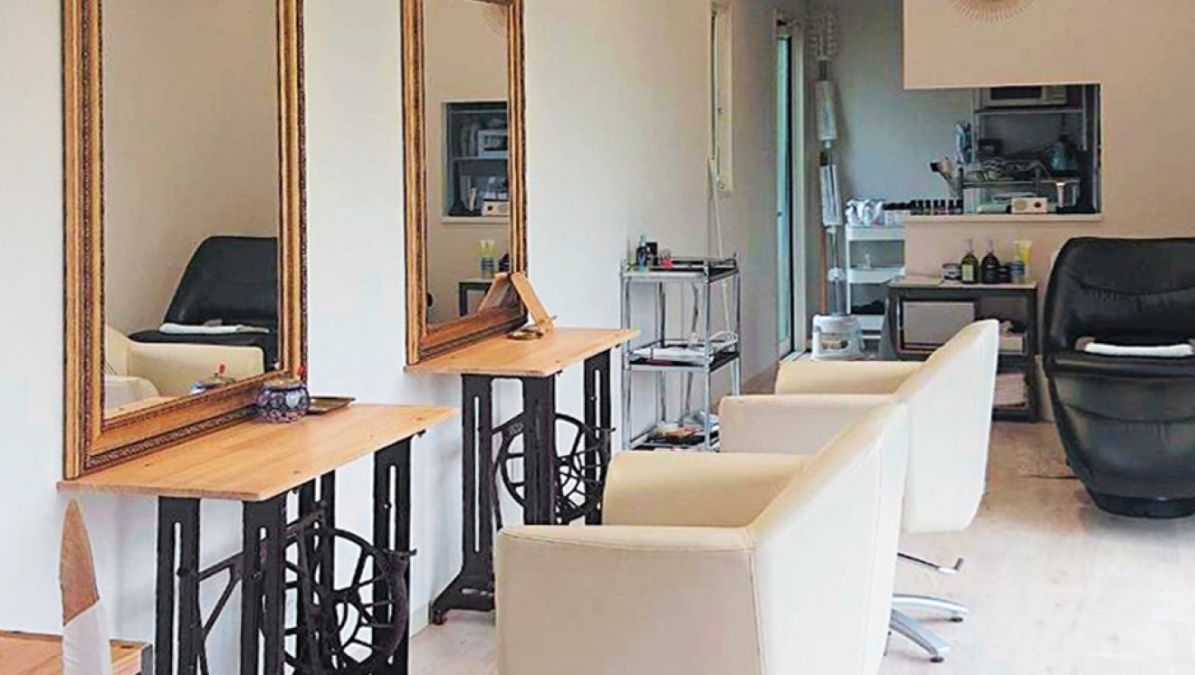 ルクラのトレーラーハウス:店舗(美容室)(店舗(美容室))