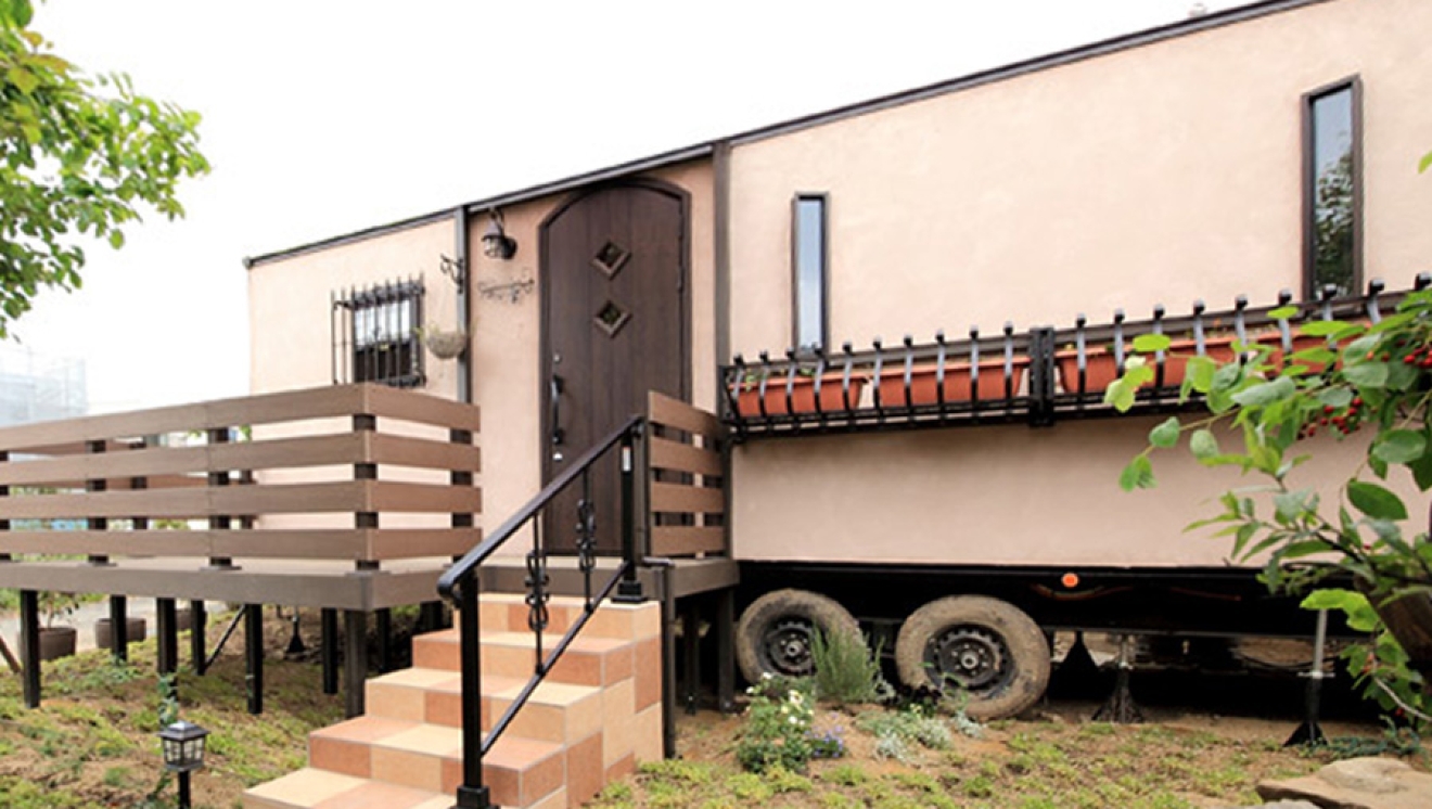 ルクラのトレーラーハウス:S様美容室タイプトレーラーハウス(美容室)