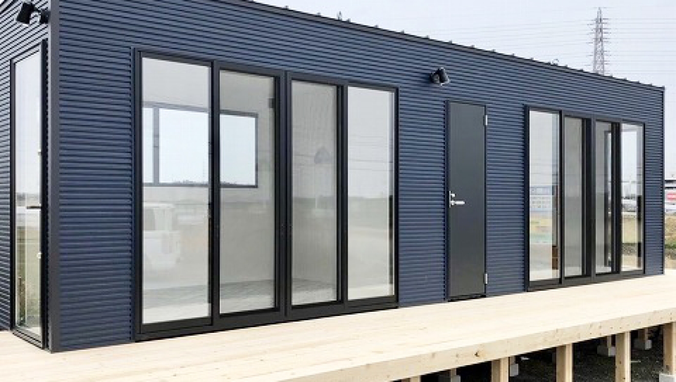 ルクラのトレーラーハウス:整体院・施術ルーム(整体院・施術ルーム)