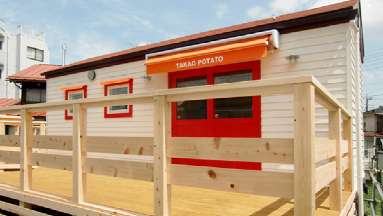 ルクラのトレーラーハウス:T企業様店舗タイプトレーラーハウス(お菓子販売店舗)