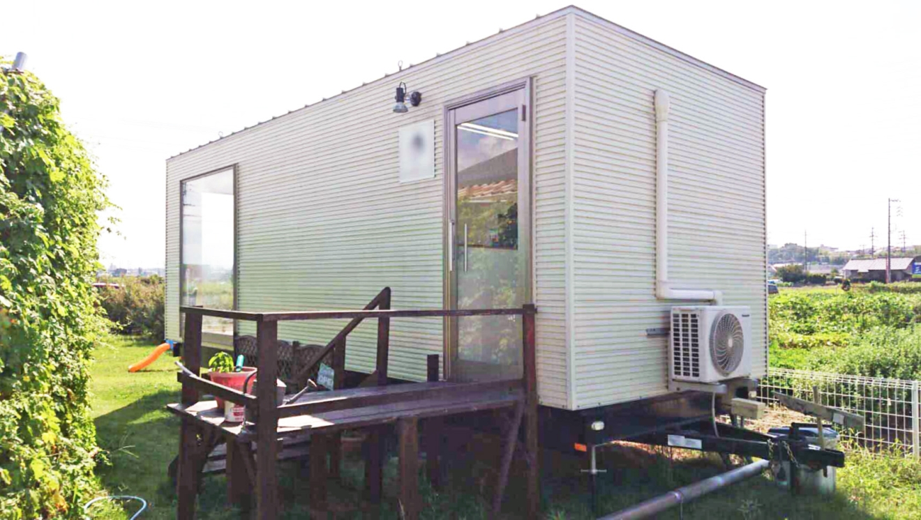 ルクラのトレーラーハウス:トリミングショップとしてのトレーラーハウス(店舗タイプ(トリミングショップ))